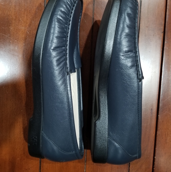 SAS Women's Shoes. Like new. - Picture 2 of 5
